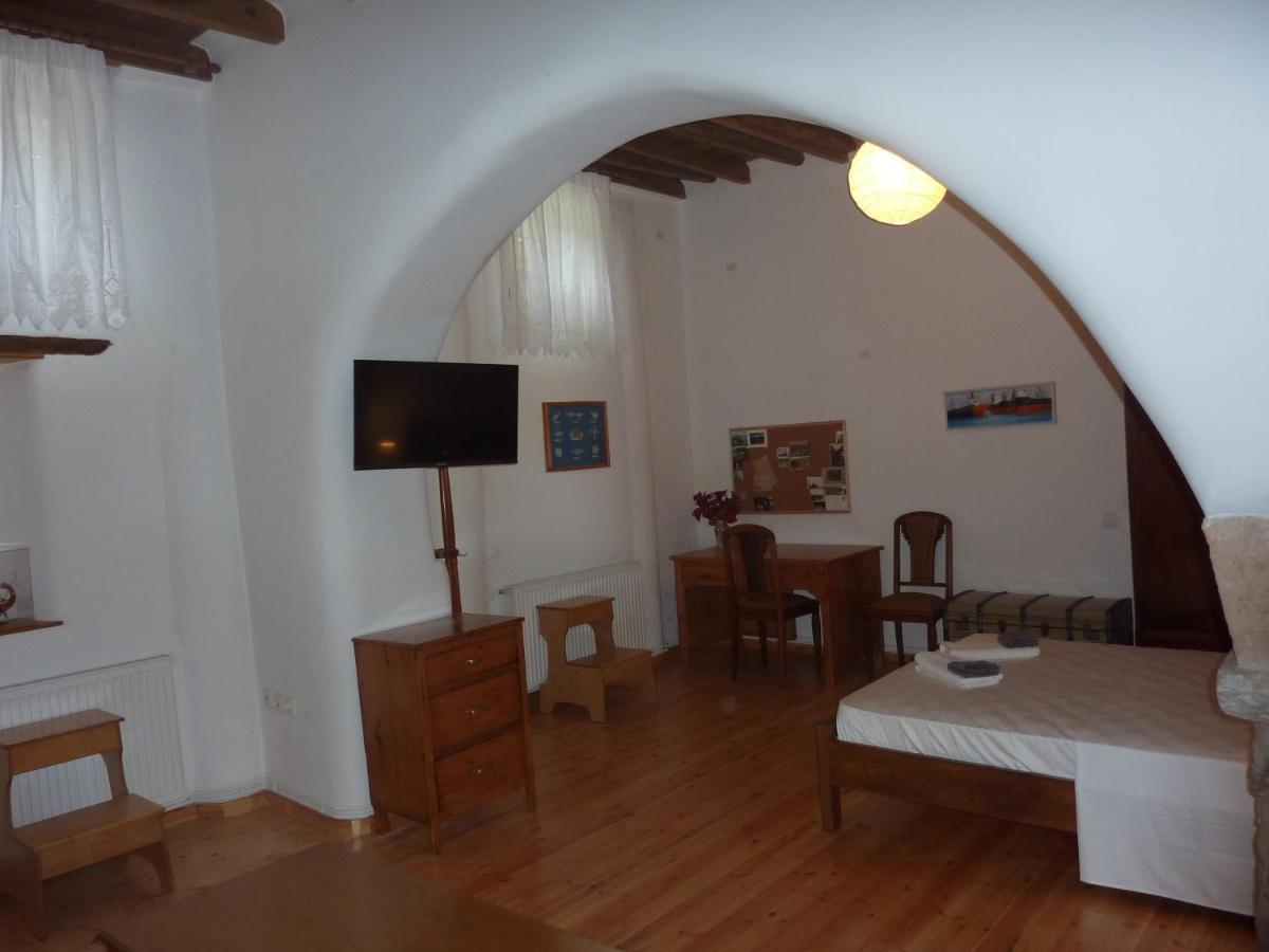 شقة A Painter'S House In Plaka أثينا المظهر الخارجي الصورة