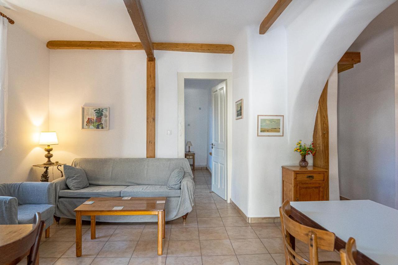 شقة A Painter'S House In Plaka أثينا المظهر الخارجي الصورة
