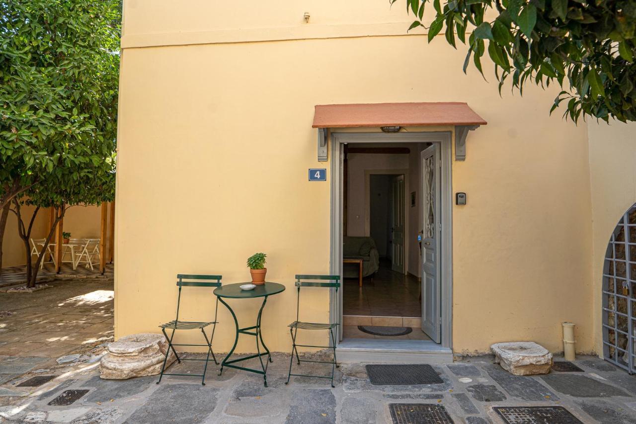 شقة A Painter'S House In Plaka أثينا المظهر الخارجي الصورة