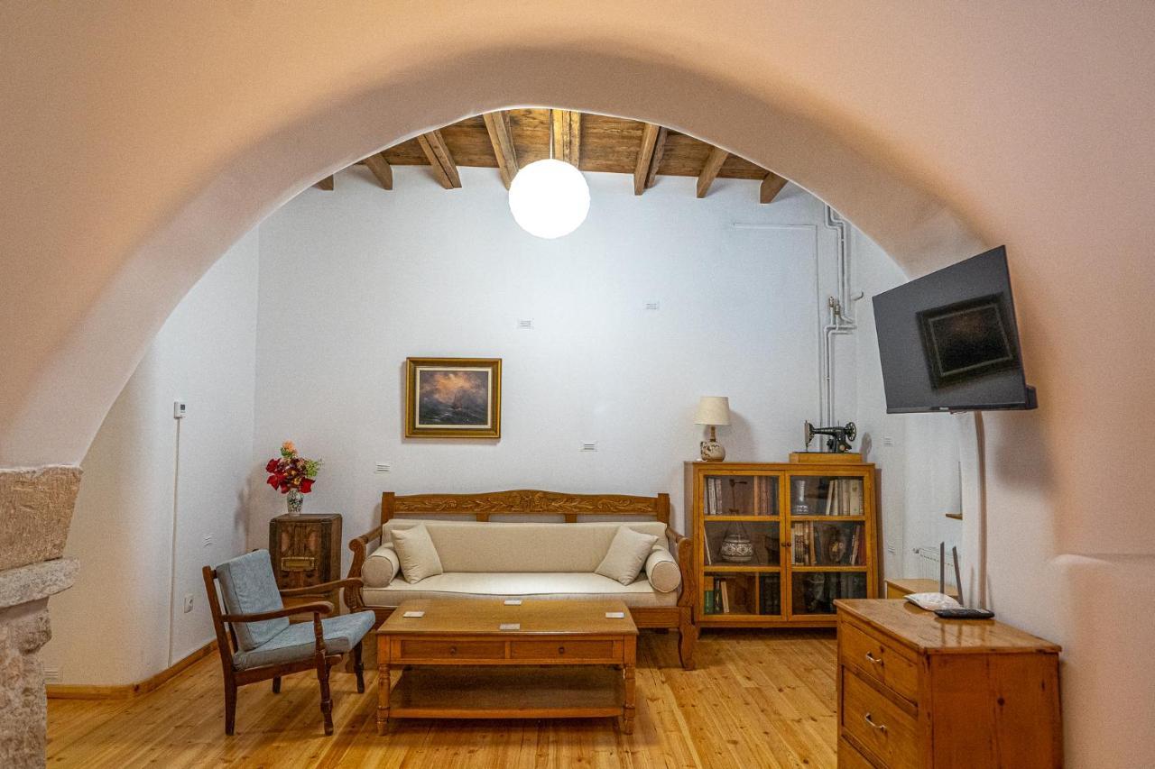 شقة A Painter'S House In Plaka أثينا المظهر الخارجي الصورة